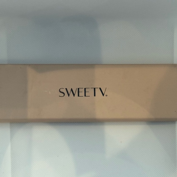 SWEETV Handmade Gold Flower Girl Headband – Pearl & Crystal Halo – NWT - Picture 8 of 14